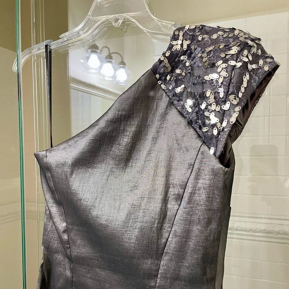 JESSICA McCLINTOCK Metallic One-Shoulder Dress - Picture 10 of 15